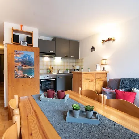 Calme Proche Centre, Parking Et Balcon, Saint-lary - Fr-1-296-194 Appartement