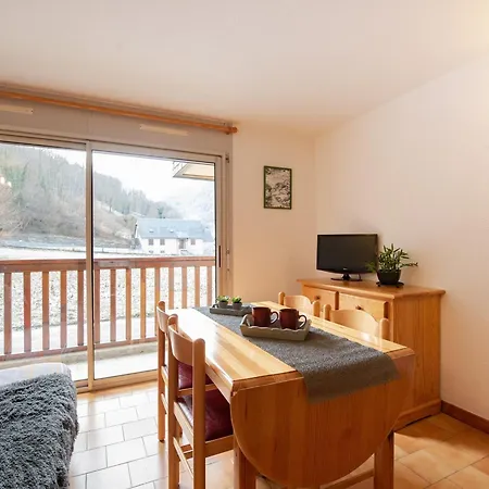 Appartement Calme Proche Centre, Parking Et Balcon, Saint-lary - Fr-1-296-194