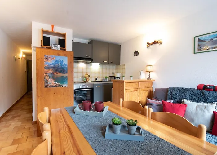 Calme Proche Centre, Parking Et Balcon, Saint-lary - Fr-1-296-194 アパート